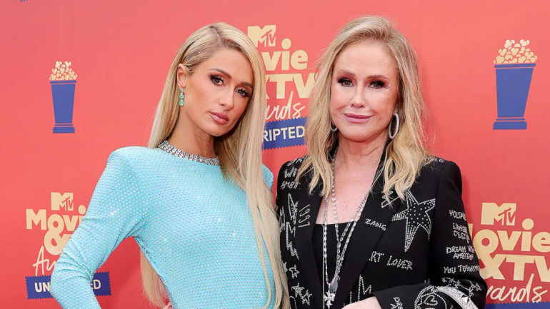 The Fascinating World of Dog Cloning: A Look into Paris Hilton's Cloned Puppies