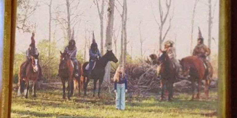 Picture of Yellow King cult from True Detective