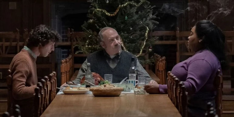 Christmas dinner in The Holdovers