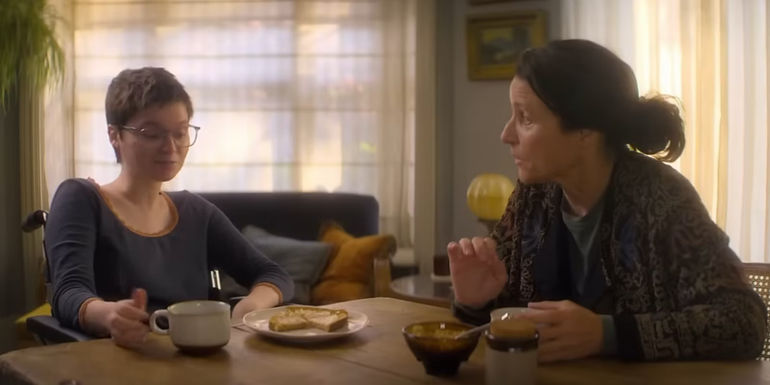 Julia Louis-Dreyfus and Lola Petticrew in having breakfast in Tuesday 