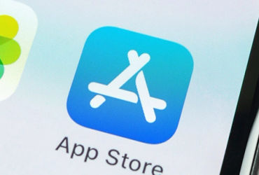 Apple chính thức cho phép cài ứng dụng ngoài luồng trên iPhone: Cơ hội và thách thức