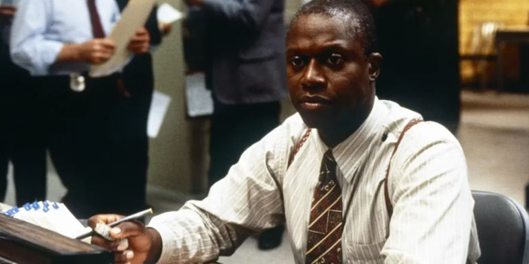 Pembleton (Andre Braugher) looking concerned in Homicide Life on the Street