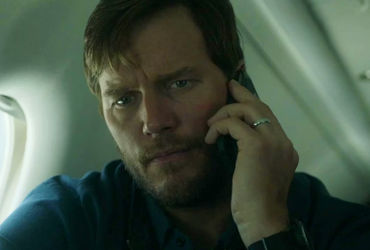 Meet the New Star of The Terminal List: Dark Wolf