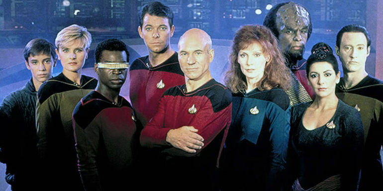 The main cast of Star Trek The Next Generation season 1
