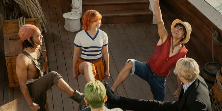 Luffy, Nami, Zoro, Usopp and Sanji with Their Right Foot on a Barrel in One Piece