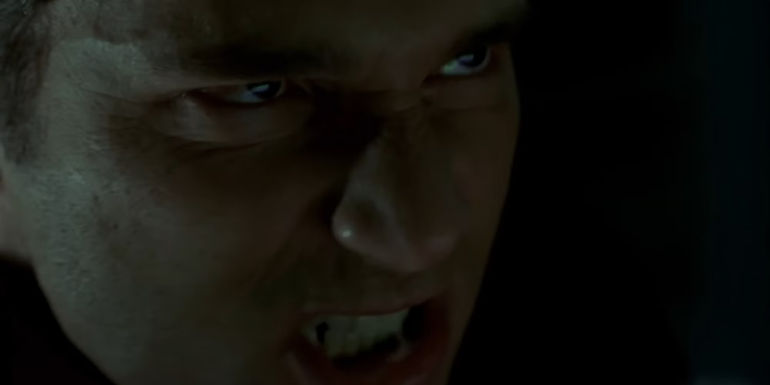 Eric Bana as Bruce Banner raging out in Hulk (2003)