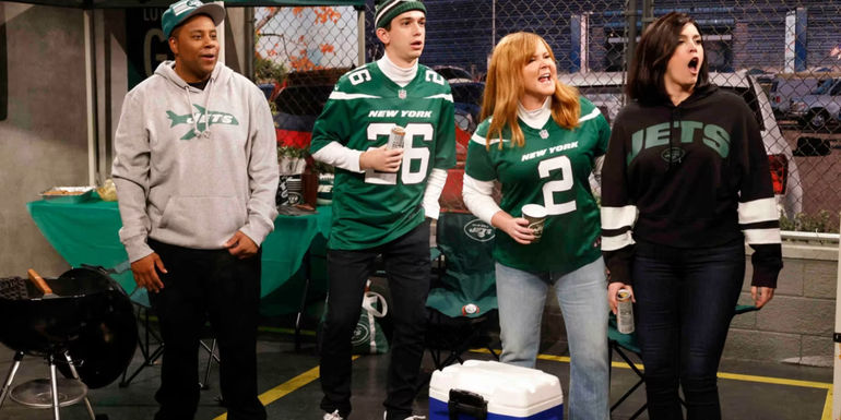 Amy Schumer as an angry Jets fan on Saturday Night Live