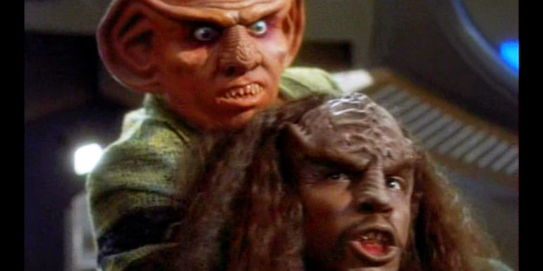 star-trek-ds9-quark-tkar-fight