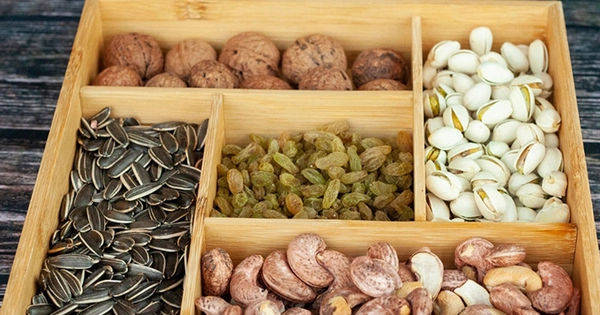 Nho Khô: Món Ăn Vặt Ngày Tết Tuyệt Vời Cho Sức Khỏe và Làm Đẹp