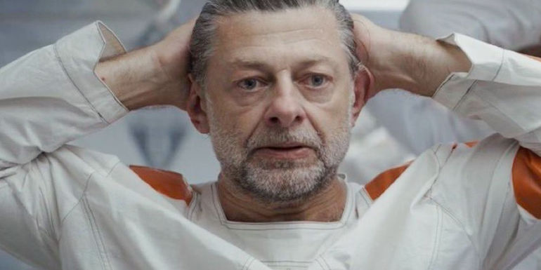 Andy Serkis as Kino Loy looking distressed in Andor episode 9