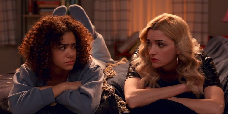 Ginny and Georgia in Ginny & Georgia