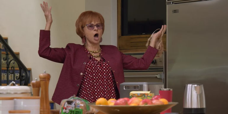 Irma singing in Curb Your Enthusiasm
