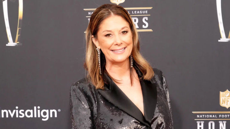 Navigating the World of Celebrity Parents: A Look at Randi Mahomes' Encounter with Taylor Swift