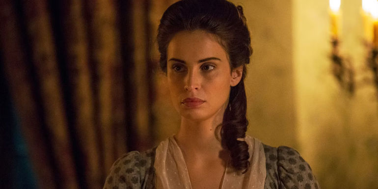 Elizabeth looking angry on Poldark