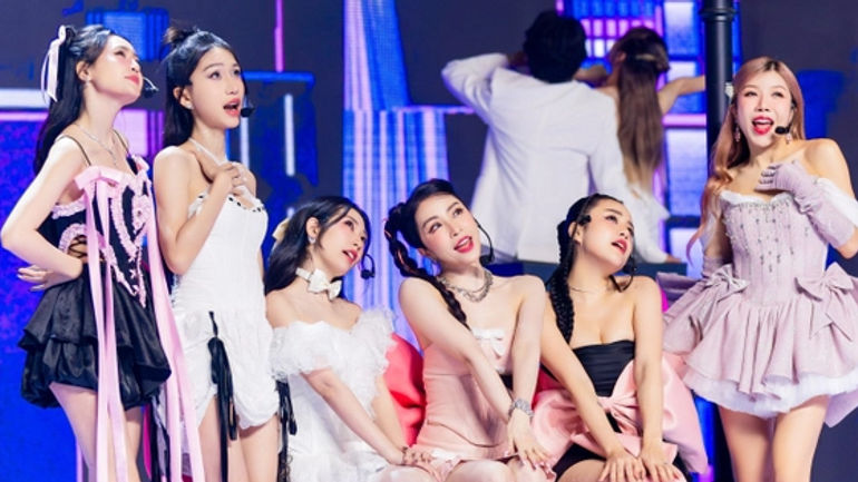 7 Chị Đẹp 'Thành Đoàn' - Chuyện Đằng Sau Sự Tò Mò và Tiếc Nuối