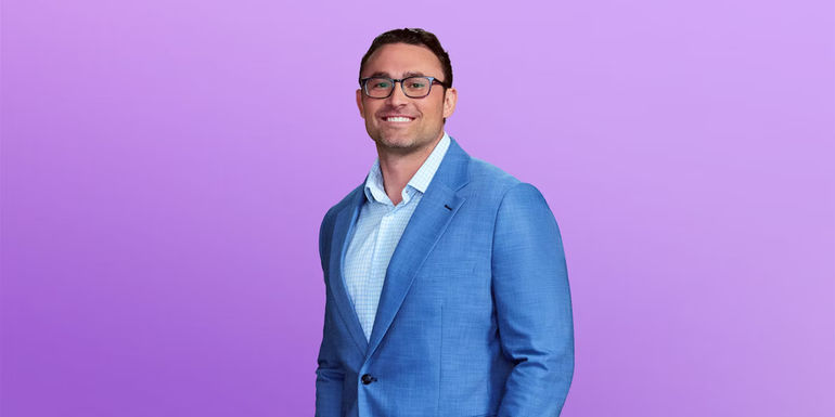 Matthew Love Is Blind Season 6 in suit for promo pic