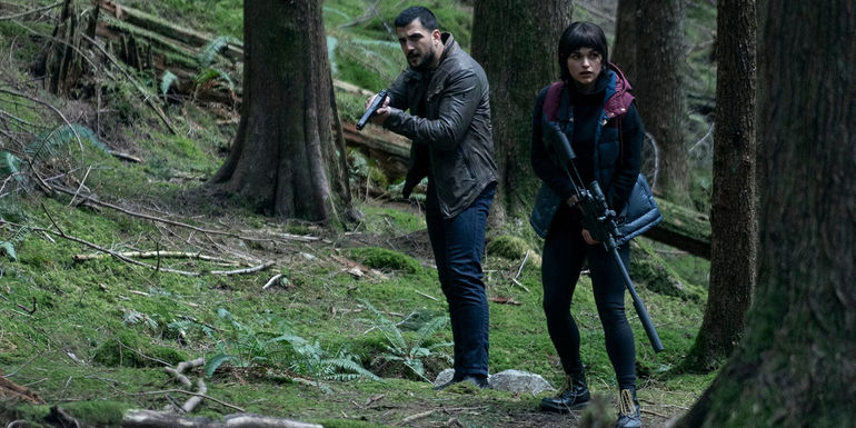 Ellen and Dale hunt for Peter and Rose in The Night Agent