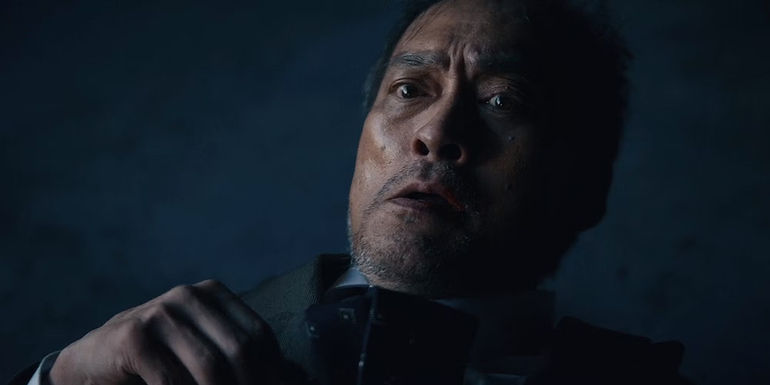 Katagiri looking up in Tokyo Vice season 2 episode 3