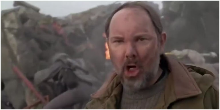 A citizen angrily talking in a PSA in Starship Troopers