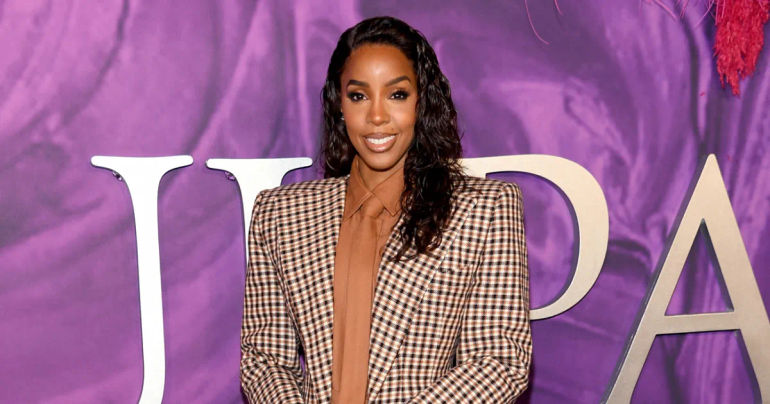 The Fashion Statement of the Year: Embracing the Pantsless Trend