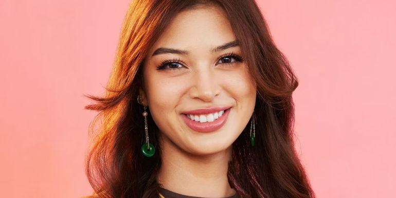 The Bachelor Season 28 Contestant Katelyn DeBacker Promotional Photo