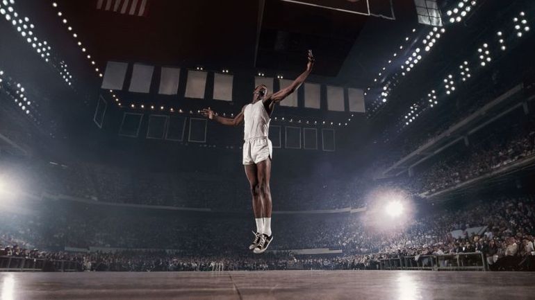 The Intriguing World of Artistic Manipulation