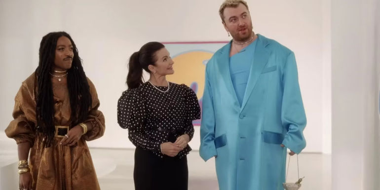 Kristin Davis as Charlotte and Sam Smith's cameo in And Just Like That