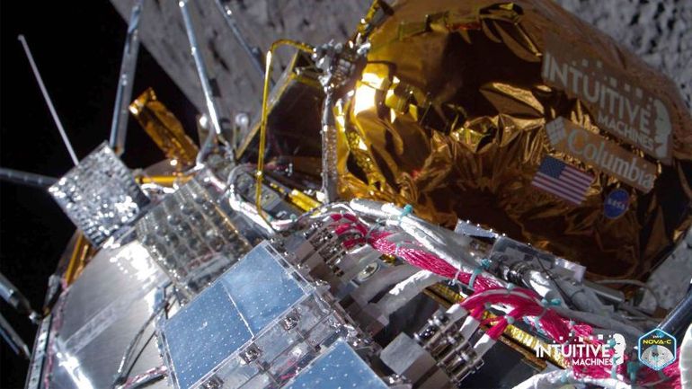 Exploring the Lunar Art Scene: A Journey into Space-Age Creativity