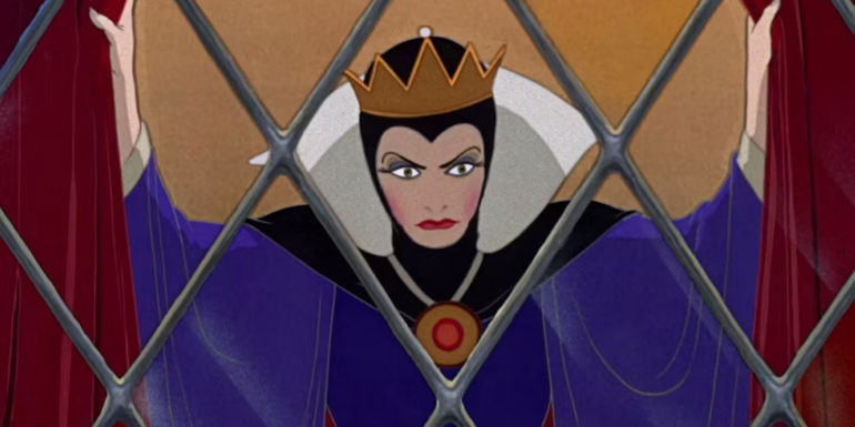 The Evil Queen in Snow White - The Fashion of Villainy