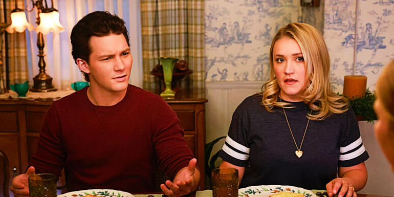 Georgie and Mandy in Young Sheldon