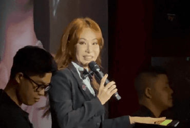 Sự tính thẳng thắn và hài hước của Uyên Linh với Lệ Quyên