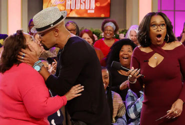 Actor Shemar Moore Surprises Fan with a Kiss on Live Talk Show