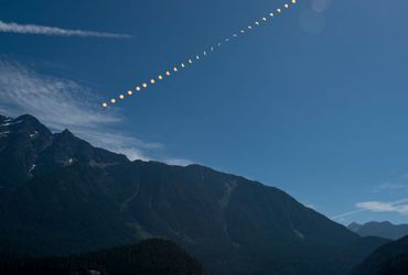 Differences Between the 2024 and 2017 Total Solar Eclipses