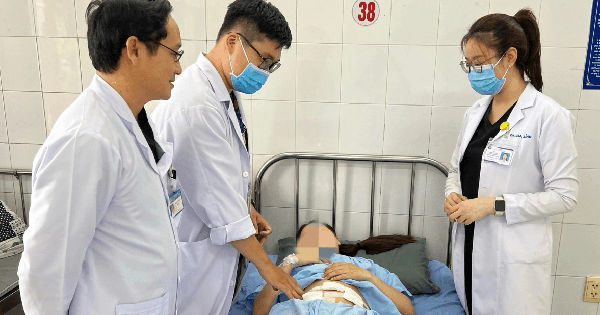 Bí ẩn khối u kỳ lạ chứa lông, tóc, móng tay, răng, xương của thời kỳ phôi thai