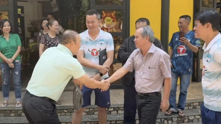 Hành Trình Trở Về Gia Lai của Ông Park Hang-seo: Nỗi Nhớ và Kỷ Niệm