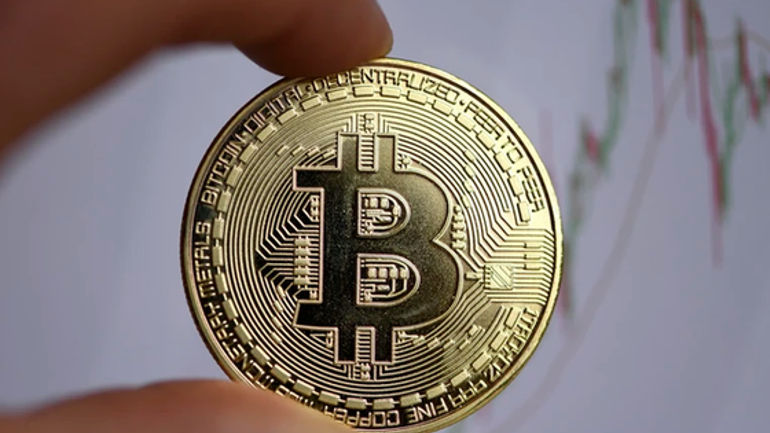 Bitcoin: Hành trình vươn cao thành tài sản lớn thứ 8 thế giới