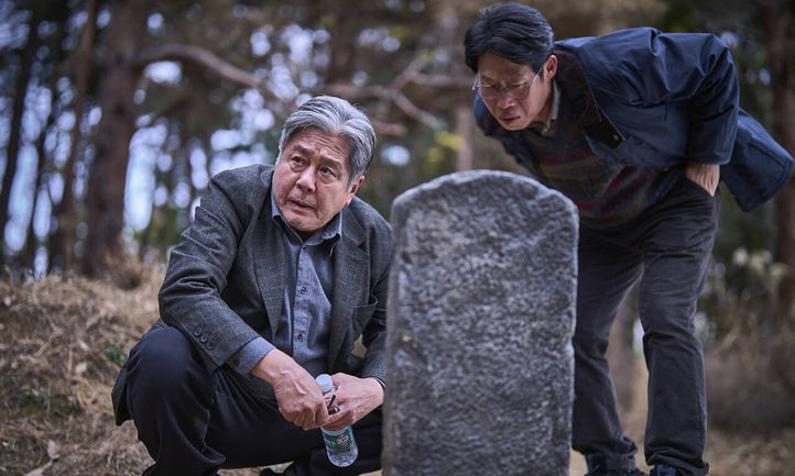 Bí ẩn và Sức hút của Phim Hàn 'Quật mộ trùng ma' tại Rạp Việt