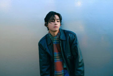 V (BTS) và hành trình chinh phục lòng người với single FRI(END)S