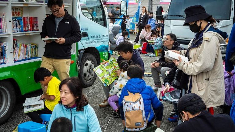 Addressing Taiwan's Declining Birth Rate: Overcoming Traditional Barriers to Fertility Solutions