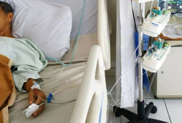 Hải Sản Sống: Bạn Đã Biết Đủ Về Nguy Cơ và Cách Phòng Tránh Chưa?