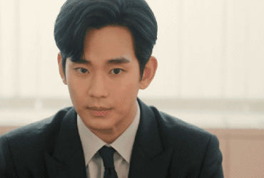 Nữ Hoàng Nước Mắt: Người hùng Vincenzo và câu chuyện gia tộc họ Hong