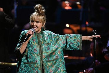 Lulu Reveals Morning Silence: No Speaking Until Noon