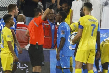 Cuộc chiến đầy kịch tính giữa Al Nassr và Al Hilal: Ronaldo và màn trình diễn gây sốc