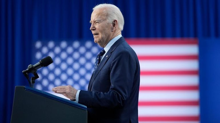 US airlines urge Biden administration to restrict more flights from China