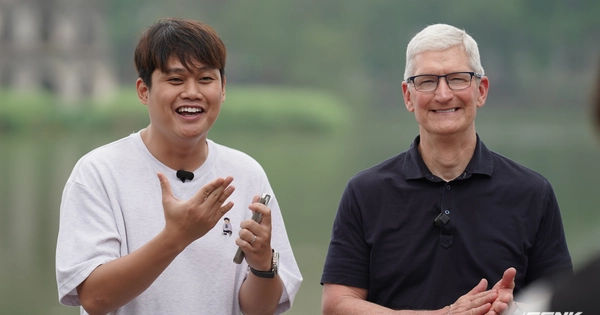 Hành trình đầy ấn tượng của CEO Apple Tim Cook tại Việt Nam