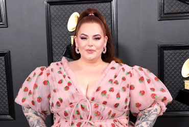 Tess Holliday Opens Up About Struggles with Mental Health Due to 'Fatphobic' Messages