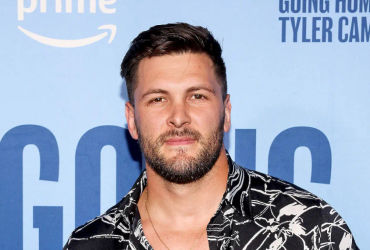 'Vanderpump Rules' Star Brock Davies Celebrates Heels: Embracing Style with Confidence