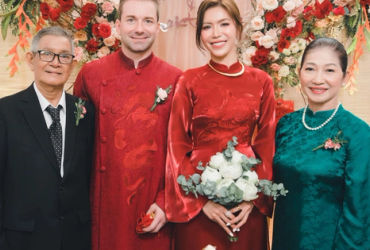 Hành Trình Hạnh Phúc của Minh Tú: Khoảnh Khắc Đầy Xúc Động bên Người Cha Quá Cố