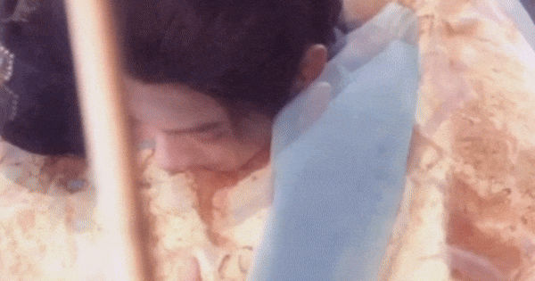 Bí mật 'size gap' khiến Hứa Khải và Điền Hi Vi trở nên đặc biệt