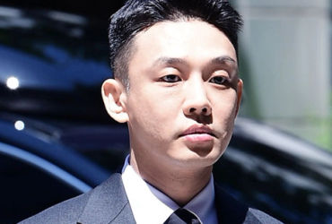 Yoo Ah In và câu chuyện đằng sau đơn thuốc kích thích: Sự thật đằng sau vẻ ngoài hào nhoáng